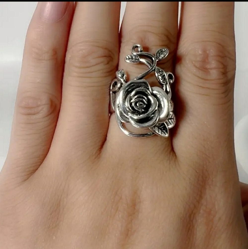 Floral Promise Ring